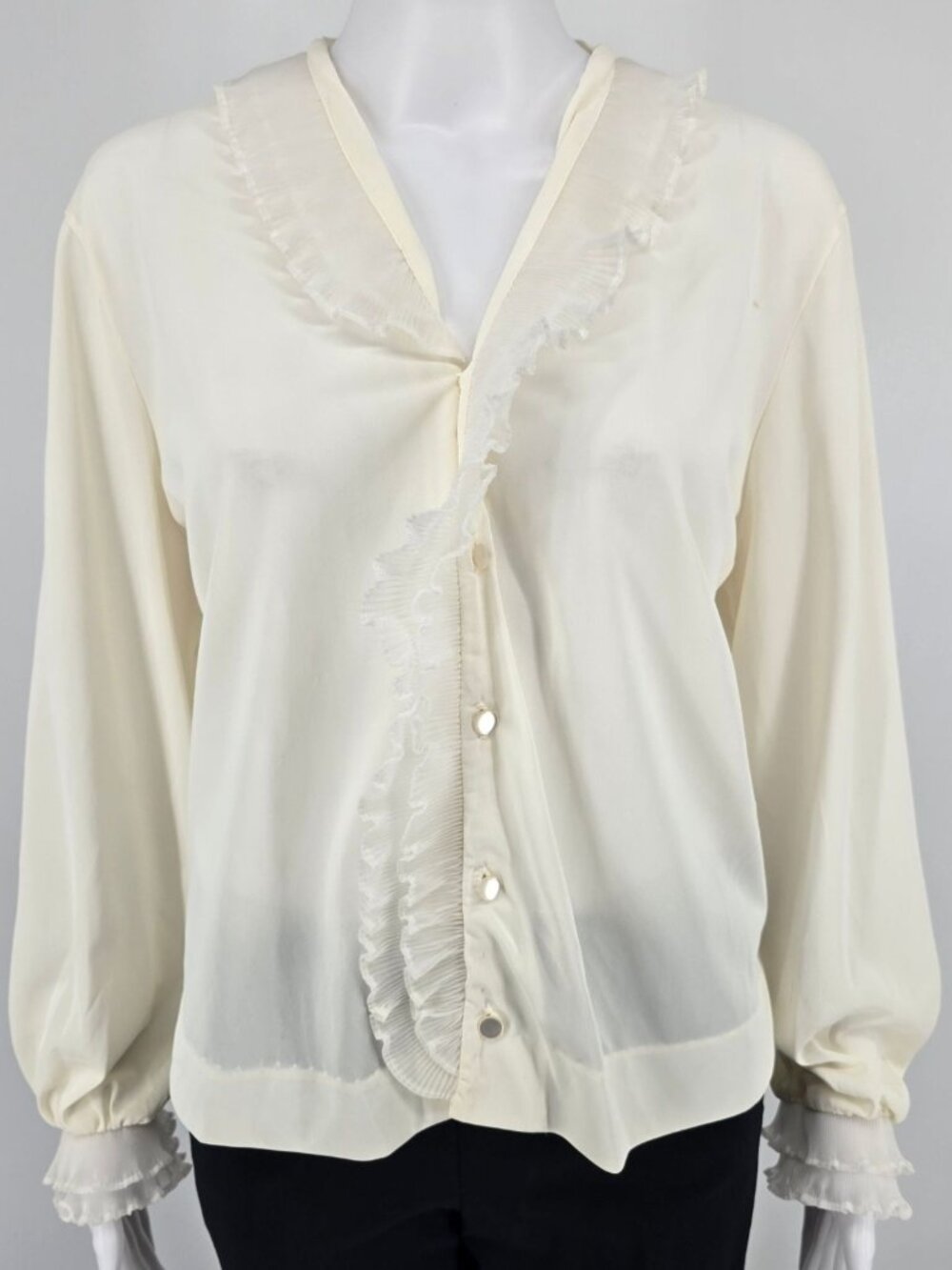 Vintage 1970s Carol Brent for Montgomery Ward Cream Ruffle Blouse (XL/XXL)